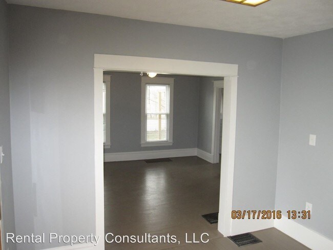 Building Photo - 53 Lamoreaux Dr NE