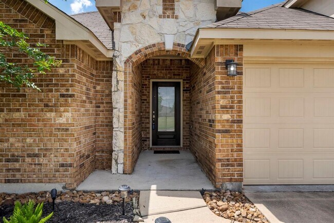 Building Photo - 24331 Ravenna Landing Loop