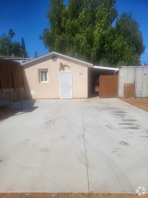 Building Photo - 9177 Creekford Dr