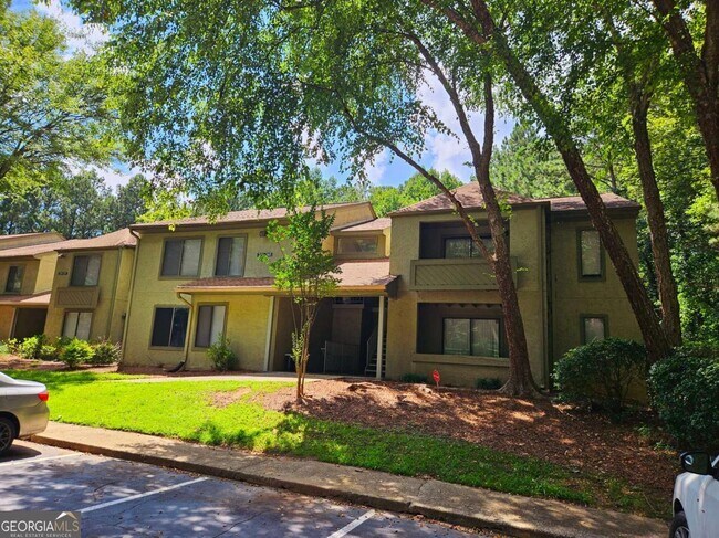 Foto del edificio - 245 Seasons Pkwy
