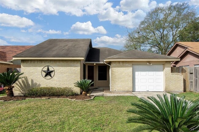 Building Photo - 12715 Summer Mill Dr