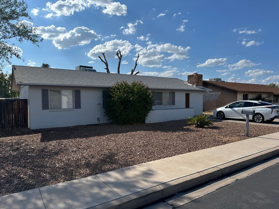 Primary Photo - Old Town Gilbert Home for Rent