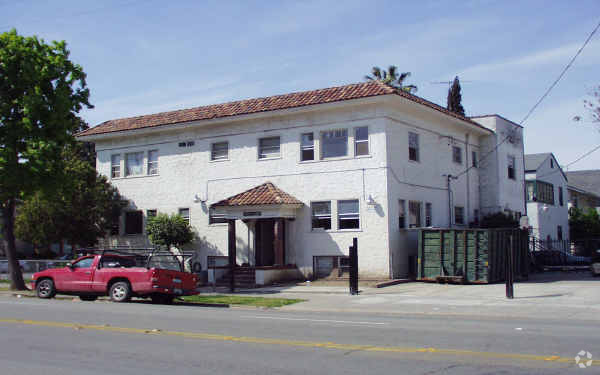 Foto principal - Carlson's Apartments