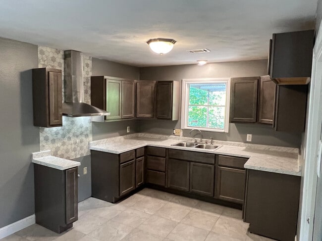 Foto del edificio - 9175 Gardner St