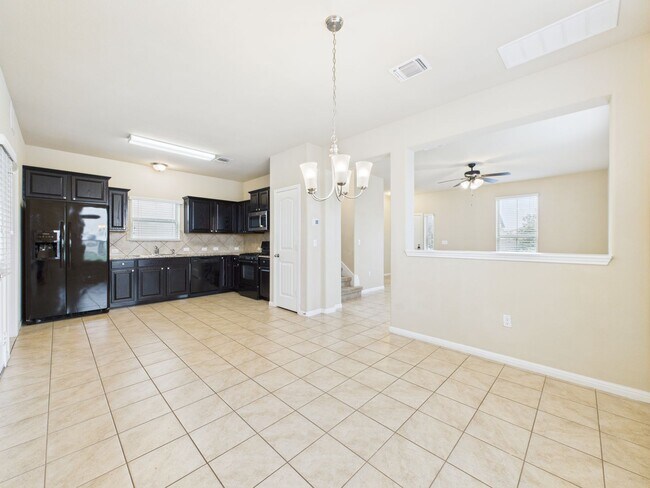 Building Photo - Connelly' Crossing   3 Bedroom Home