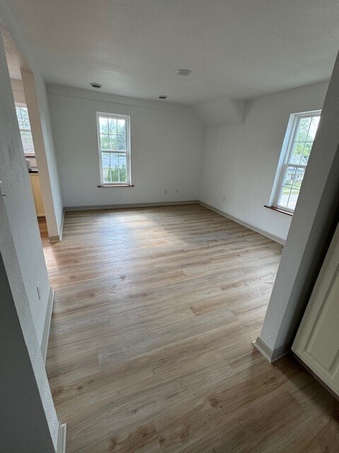 Building Photo - 36 Cedar St