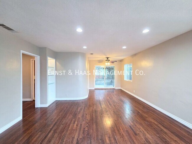 Foto del edificio - 3545 Eucalyptus Ave