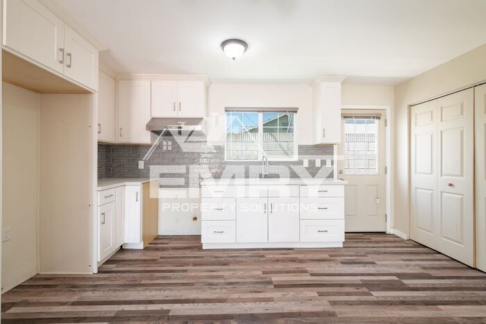 Foto principal - New 2 Bed 1 Bath Apartment in Long Beach C...