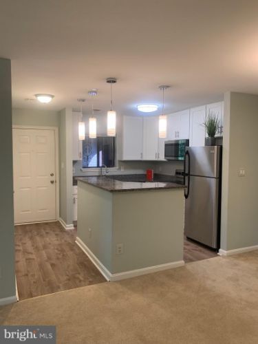 Foto del edificio - 2804 Lee Oaks Pl