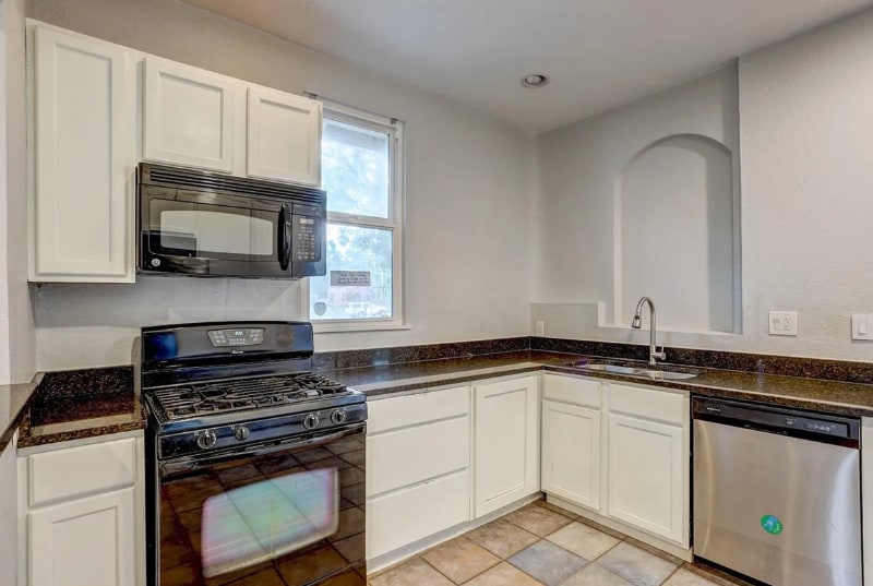 Photo - 2231 Federal Blvd (Denver, CO)