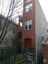 Building Photo - 1406 N Greenview Ave