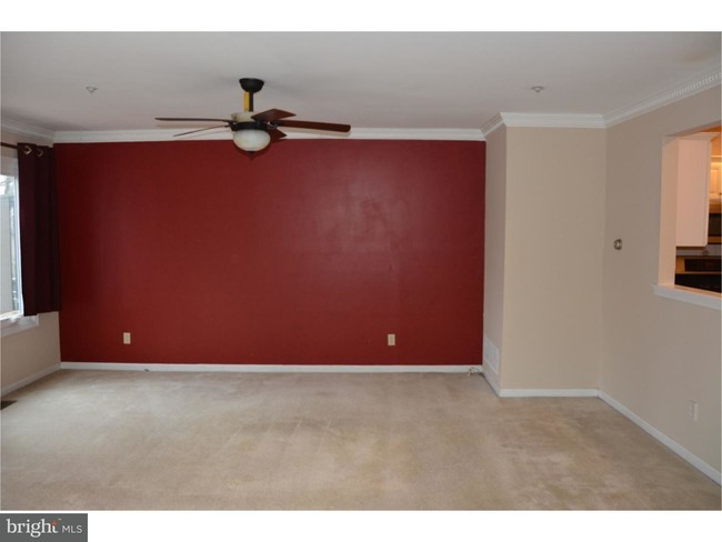 Building Photo - 232 Fox Run