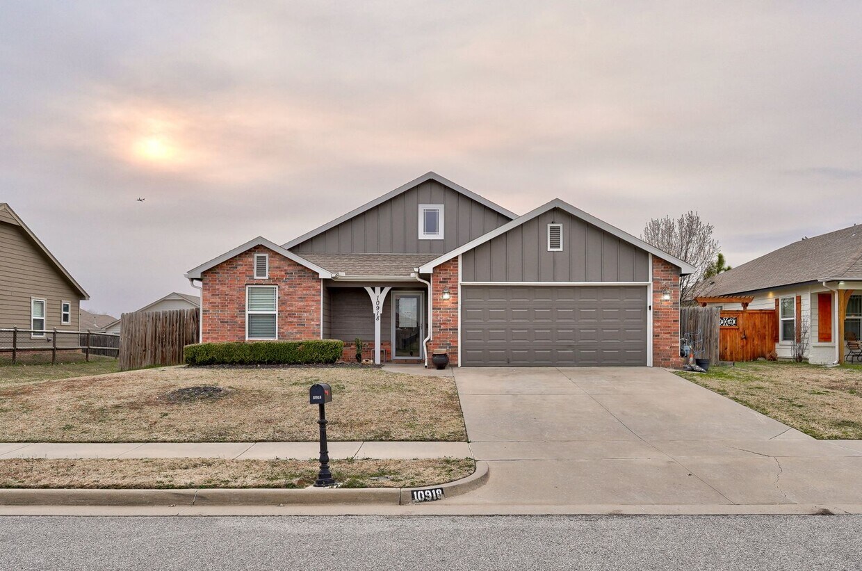 Foto principal - 10918 N 117th E Pl
