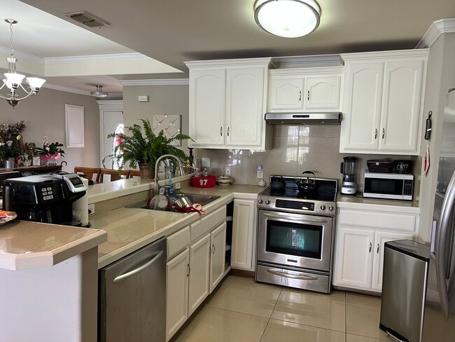Kitchen - 2230 El Dorado Ave