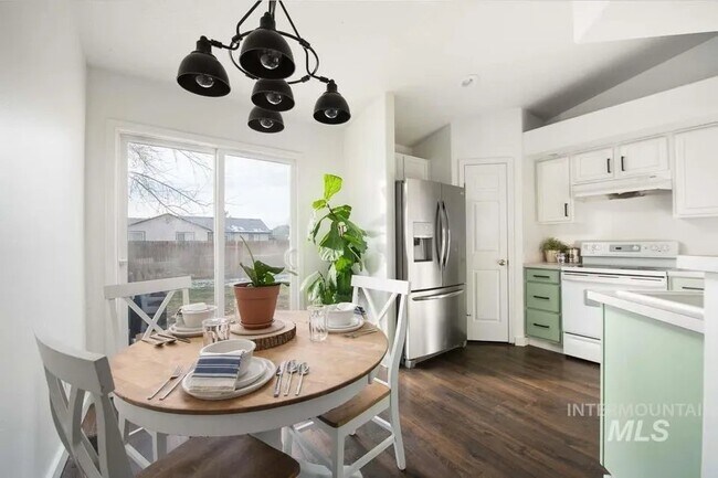Foto del edificio - 10495 W Hazelwood Dr