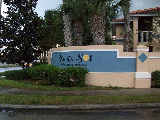 Foto del edificio - 495 Las Cortes Ln