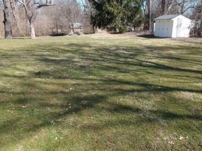 Building Photo - 8623 Manderley Dr