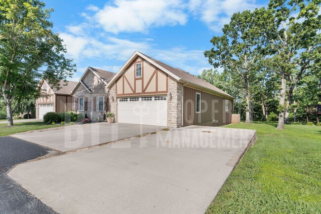 Foto del edificio - 3 Bedroom/2 Bath Duplex in Stonebridge Vil...