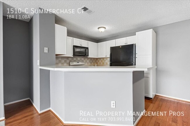 Photo - 1510 Summerchase Ct Apartment