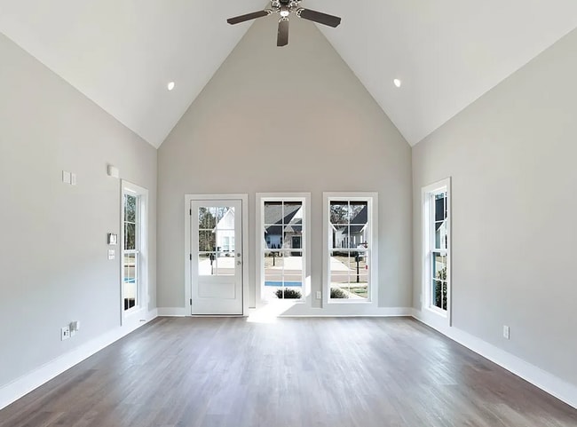 Building Photo - 1073 Burrow Cir