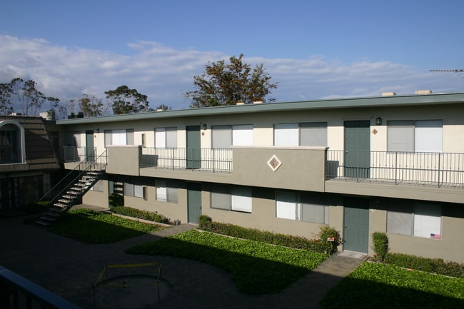 Building Photo - The Orleans