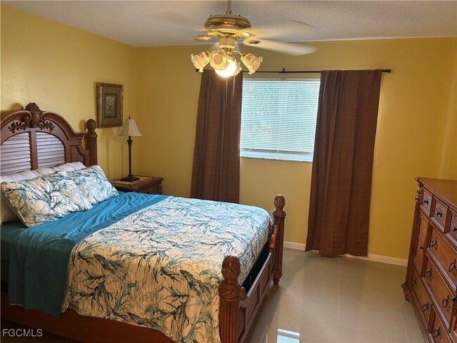 Foto del edificio - 8730 Rose Ct