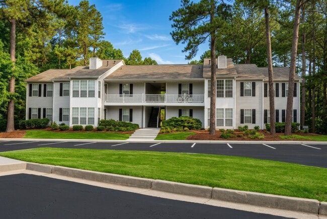Building Photo - 808 Chase Ridge Dr