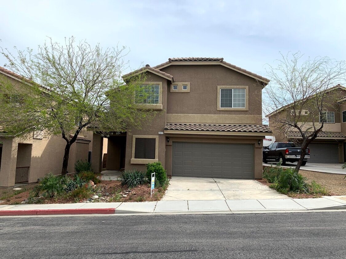 2077 Alki Beach Ave, Laughlin, NV 89029 House Rental in Laughlin, NV