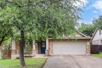 Building Photo - 1426 Gracy Dr
