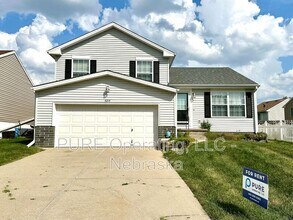 Building Photo - 6215 N 128th St