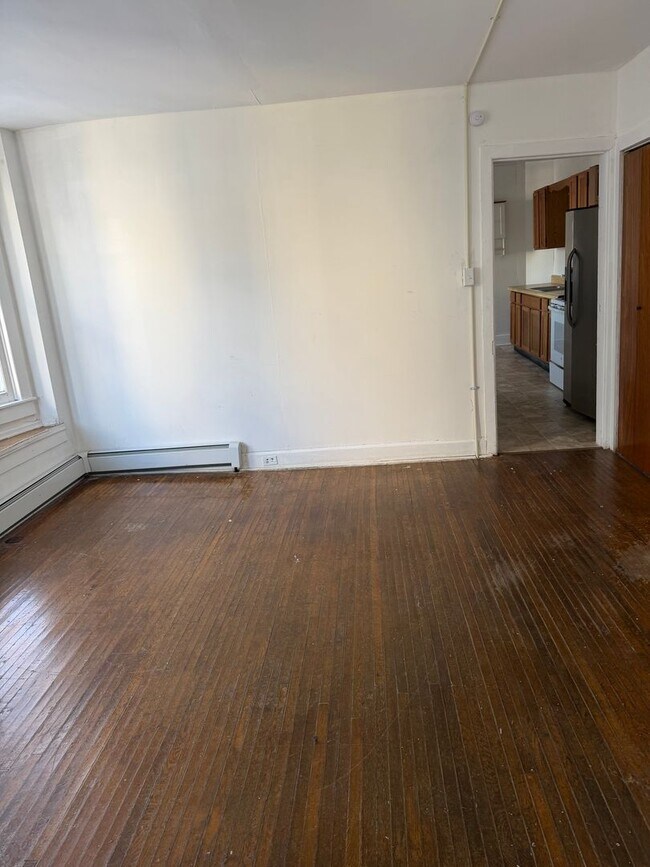 Foto del edificio - 49 S Front St