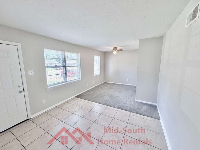 Building Photo - 3243 Boone St