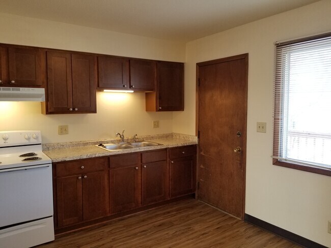 Foto del edificio - 2715 Ferndale Ave