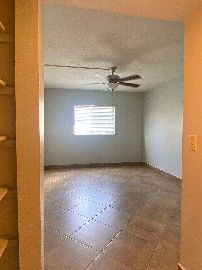 Foto del edificio - 1806 University Ln