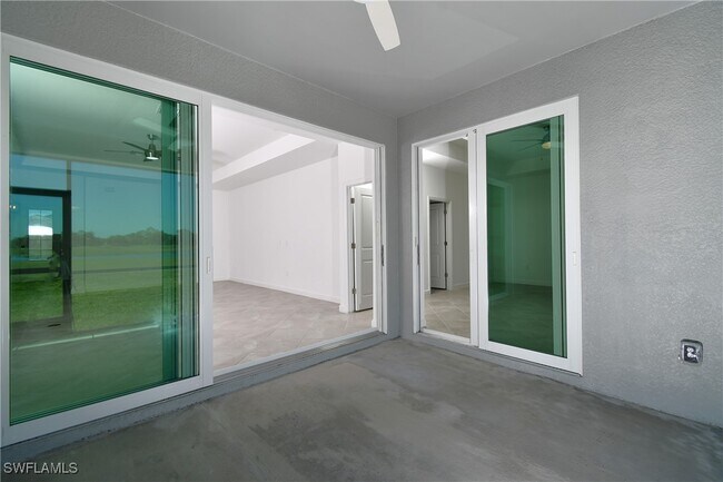 Foto del edificio - 9218 Aqua Overlook Ct