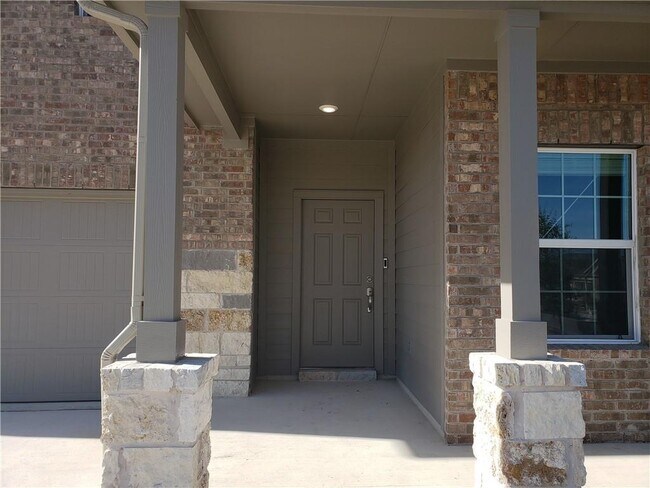 Foto del edificio - 111 Bear Oak St