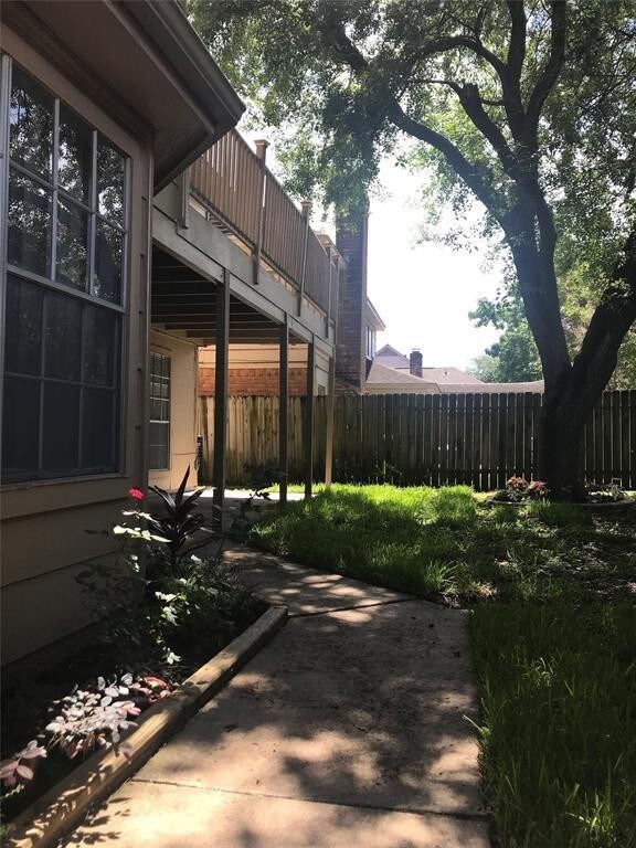 Building Photo - 14802 Sagamore Hills Dr