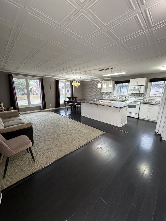 Photo du bâtiment - 26 Maplestone Ave