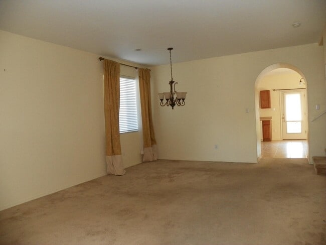 Building Photo - 532 Soothing Meadows Dr NE