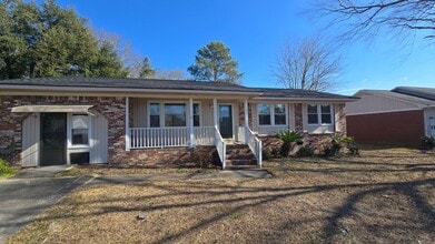 Building Photo - 104 Northview Rd