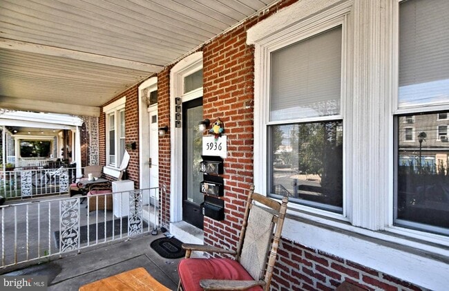 Building Photo - 5936 Ridge Ave