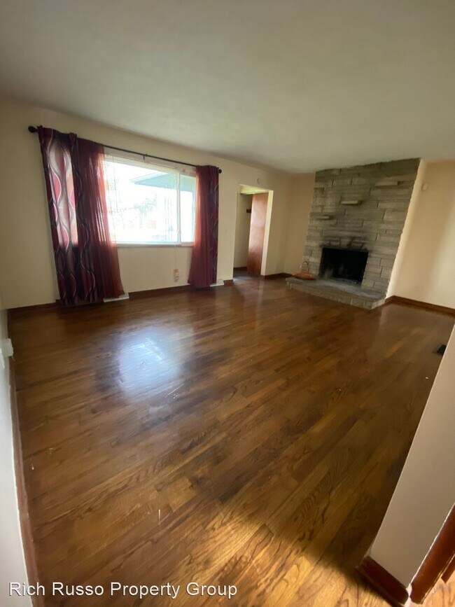 Building Photo - 3 br, 1 bath House - 1475 Cunard Road