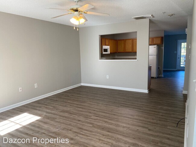 Building Photo - 2 br, 2.5 bath House - 119 Steam Engine Dr...