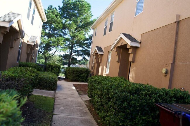 Building Photo - 3927 Pemberly Pines Cir