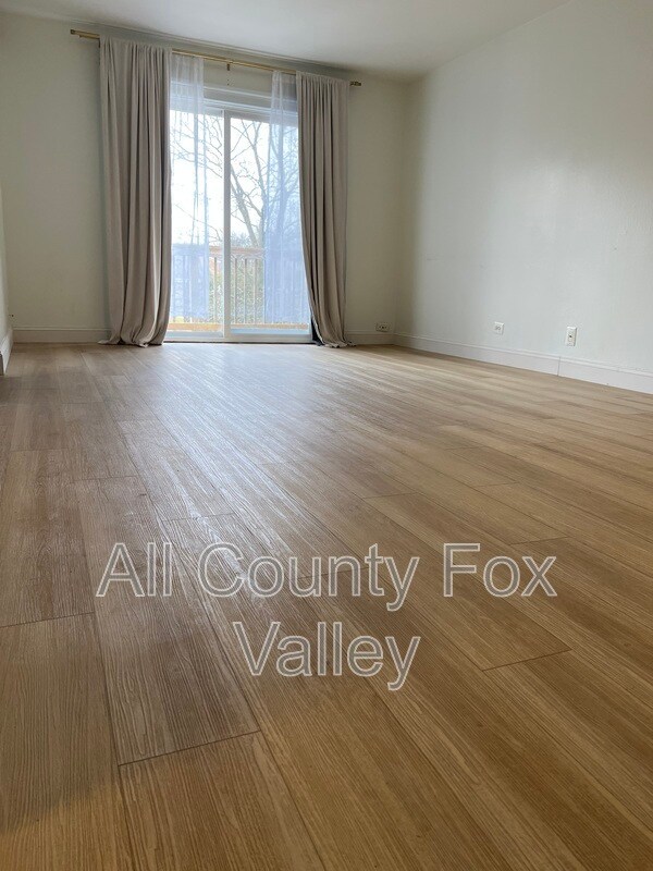 Foto del edificio - 174 S Waters Edge Dr