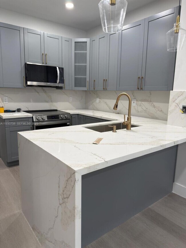 Foto del edificio - 12618 NW 56th Dr