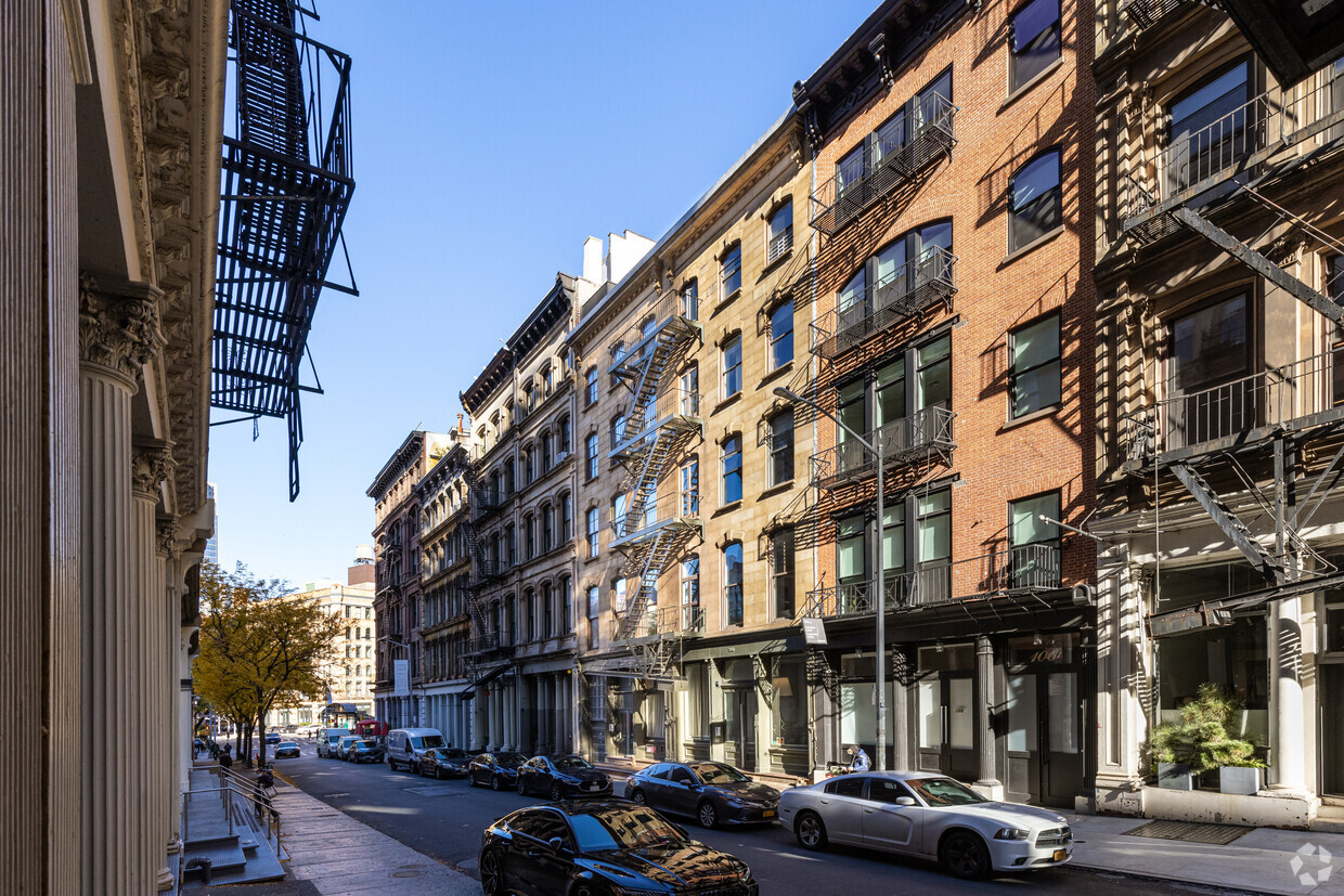 Foto principal - 108-110 Franklin St