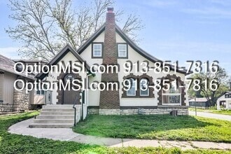 Building Photo - 1821 N 26 St