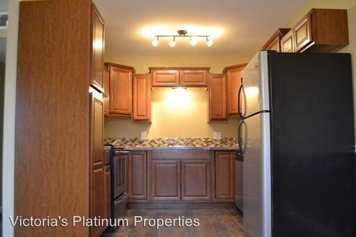Building Photo - 603 Sherwood Dr