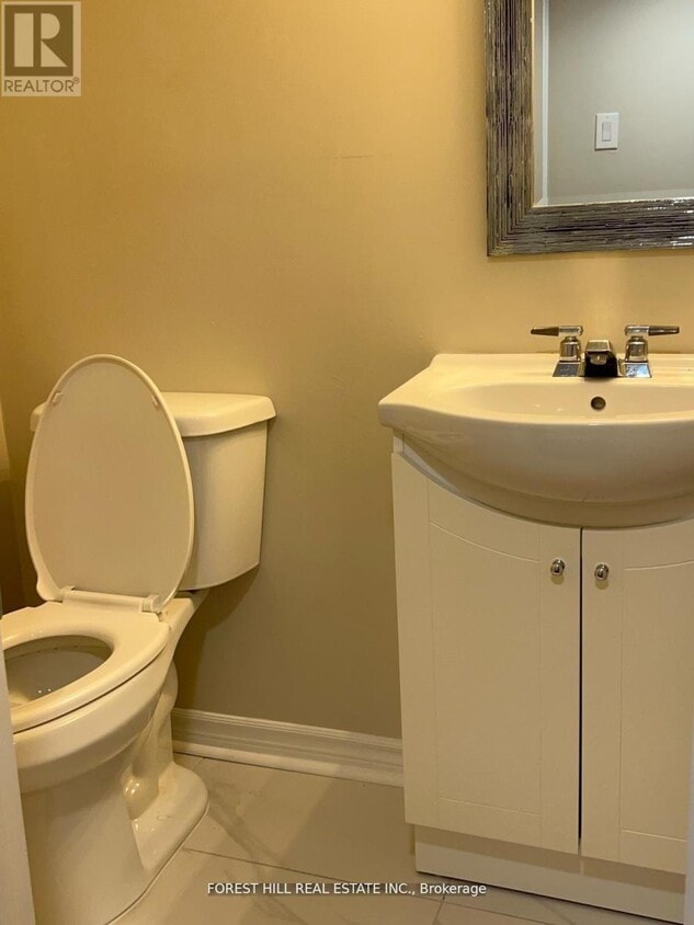 Photo principale - 1241 Maple Ridge Dr